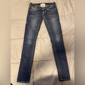 Buckle Skinny Jean